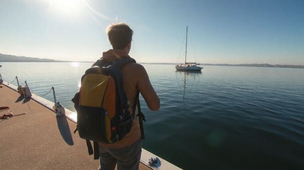 Die besten wasserdichten Taschen für sichere Bootsausflüge
